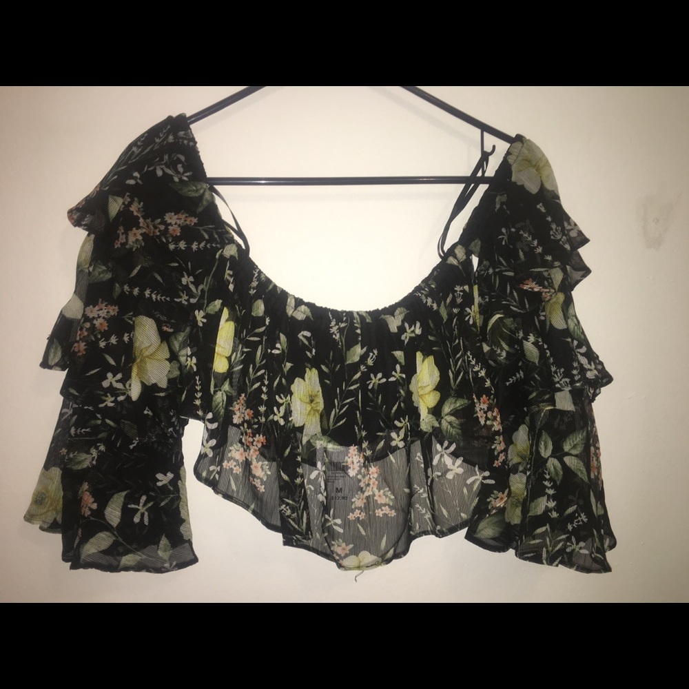 F21 floral off shoulder crop top